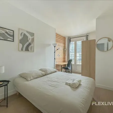 Hotel Immeuble Bateliere Paris