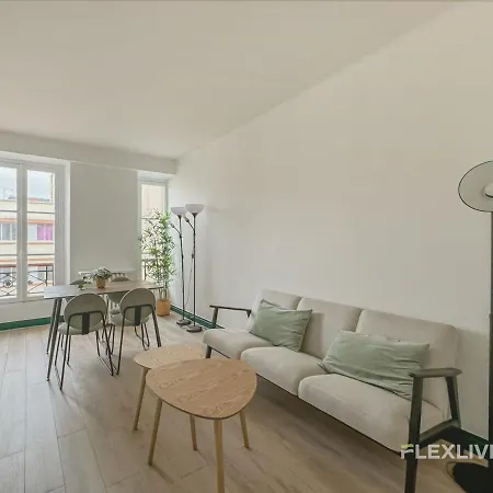 Hotel Immeuble Bateliere *
