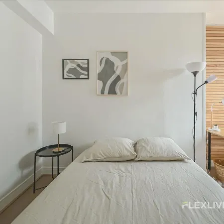 Hotel Immeuble Bateliere Paris