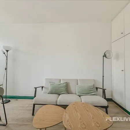 Hotel Immeuble Bateliere Paris