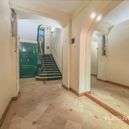 Immeuble Bateliere Hotel Paris